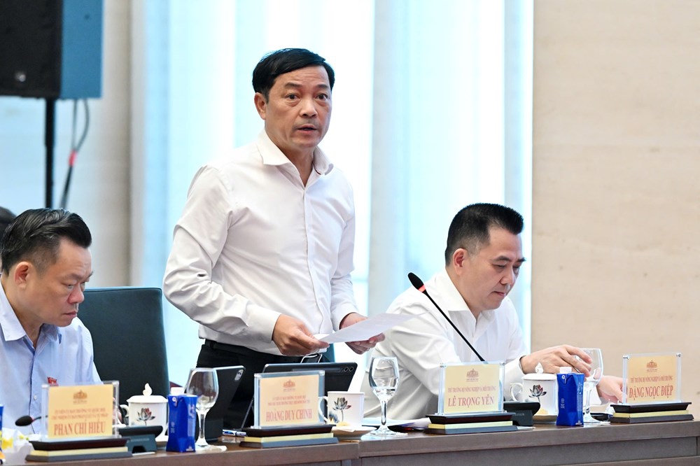 ĐBQH: Quy định không đi vào cuộc sống, lỗi ở người dân hay cách thực hiện? - ảnh 5