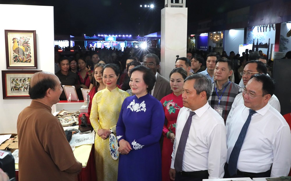 Văn hóa kết nối con người với con người, vượt qua mọi khoảng cách và khác biệt - ảnh 1