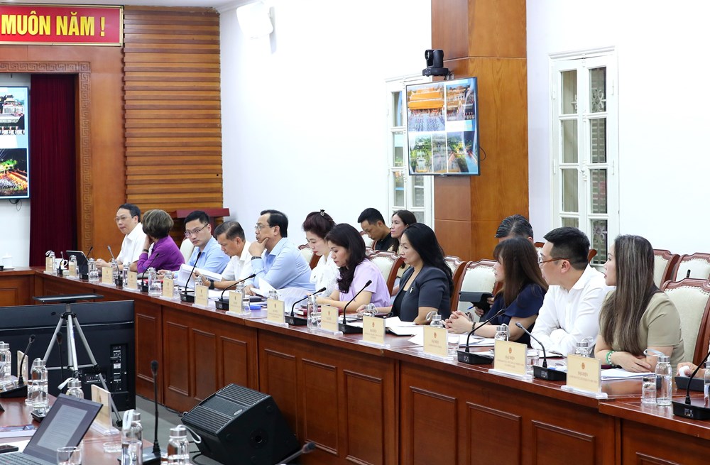 Bộ VHTTDL và UBND thành phố Huế ký kết Kế hoạch phối hợp hành động về phát triển VHTTDL - ảnh 5
