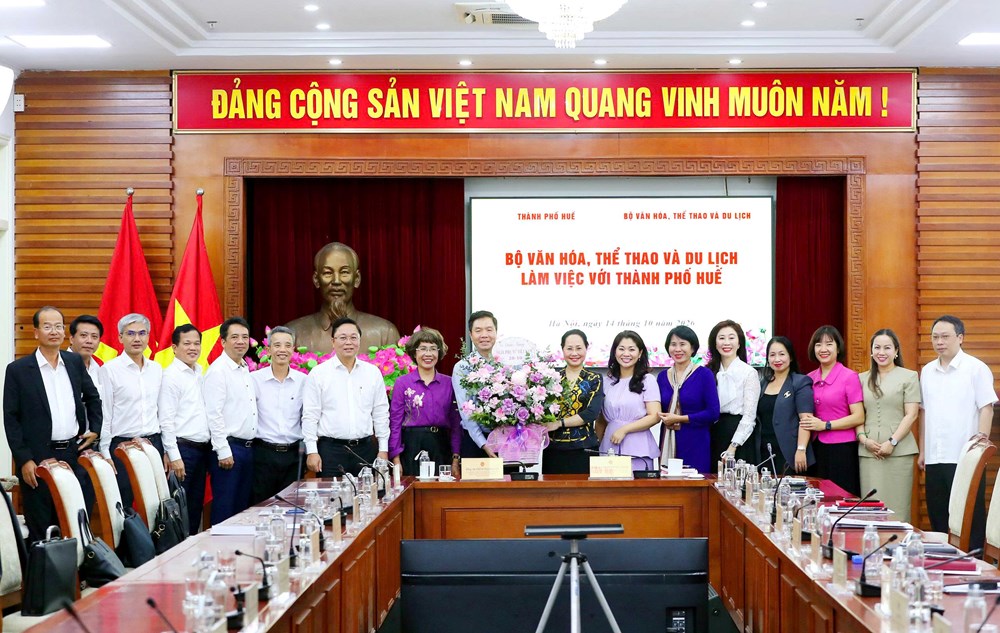 Phát huy lợi thế di sản, khơi dậy tinh thần đổi mới, sáng tạo của TP. Huế - ảnh 17