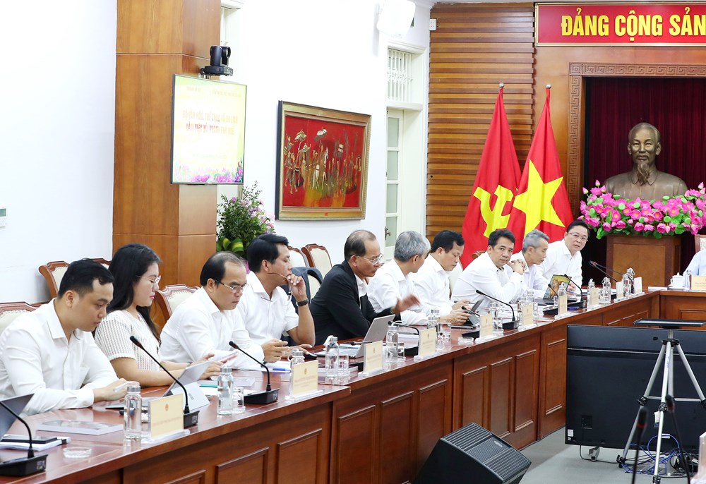 Bộ VHTTDL và UBND thành phố Huế ký kết Kế hoạch phối hợp hành động về phát triển VHTTDL - ảnh 4