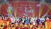 Sâu lắng chương trình nghệ thuật chính luận đặc biệt “Sáng mãi tên Người”