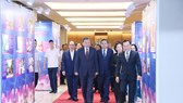 Tổng Bí thư, Chủ tịch nước Tô Lâm tham quan Triển lãm “Những tấm gương bình dị mà cao quý”