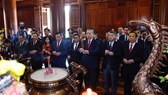 Tổng Bí thư Tô Lâm dâng hương tưởng niệm Chủ tịch Hồ Chí Minh tại Nghệ An