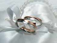 Hôn nhân xa cách do học vấn khác biệt: Cần chủ động bù đắp 