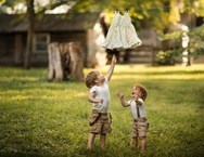 Trăn trở của người anh với em trai đang khó khăn và nghĩa vụ với gia đình nhỏ