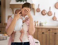 Phía sau những cơn mất kiểm soát của mẹ bỉm sữa