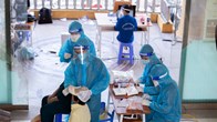 Hà Nội: Lấy mẫu xét nghiệm cho 1000 người dân phường Minh Khai