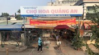 Sắc đào nở rộ tại chợ hoa Quảng An trước thềm năm mới