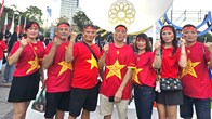 Bầu không khí cuồng nhiệt của CVĐ Việt Nam trước chung kết bóng đá nam SEA Games 33