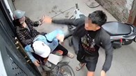 Xác minh vụ nam thanh niên chặn xe hành hung hai người phụ nữ tại Định Công