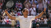 Alexander Zverev lần đầu vào bán kết Wimbledon 