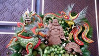 Nghệ thuật tạo hình trái cây: Điểm chạm văn hóa giữa mùa Lễ vía Bà tại Núi Bà Đen