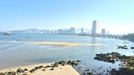 Kỳ ảo “đảo cát” trắng mịn hiện hình giữa lòng vịnh Nha Trang