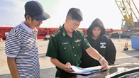 Bộ đội Biên phòng TP.HCM tiếp nhận ngư dân gặp nạn trên biển
