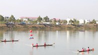 Sôi động Giải đua thuyền độc mộc trên sông Đăk Bla
