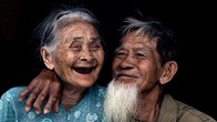 Ly hôn tuổi già: Hệ quả từ những vết nứt không lên tiếng