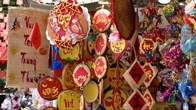 Hà Nội: Không khí vui tươi đầy màu sắc của ngày Tết trung thu trên phố Hàng Mã