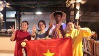   Kể với thế giới về quê hương mình