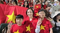 Ấm lòng tình yêu Việt Nam trên khán đài ASIAD 20 