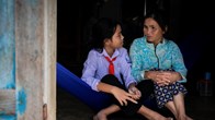 Khoảng cách dưới một mái nhà  