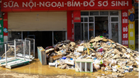 Người dân Thái Nguyên tất bật dọn dẹp, tái thiết lại cuộc sống sau mưa lũ