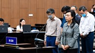 Cựu Bộ trưởng Y tế Nguyễn Thị Kim Tiến ngày đầu tại toà