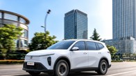 VF MPV 7 biến khoang xe 7 chỗ thành không gian công nghệ cho cả gia đình