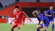 Chủ tịch LĐBĐ Việt Nam Trần Quốc Tuấn chúc mừng ĐT nữ Việt Nam giành vé tứ kết ASIAD 20