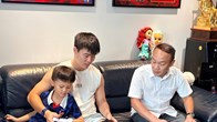 Tổng Thư ký LĐBĐ Việt Nam thăm, động viên Đỗ Duy Mạnh sau phẫu thuật