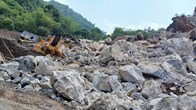 Mỏ đá sạt lở trong đêm, vùi lấp nhiều máy móc ở Thái Nguyên