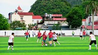 Sôi động giải bóng đá nam dân tộc Mông ở Mộc Châu