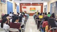 Phụ nữ dân tộc Thái vùng cao Lào Cai vươn lên cùng con chữ