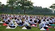 Hà Nội: 1.500 người đồng diễn Yoga tại Công viên Yên Sở