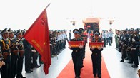 Chuyến bay vận chuyển 13.563 mẫu hài cốt liệt sĩ đến Hà Nội phục vụ giám định ADN 