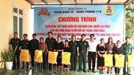 Khám bệnh, cấp thuốc miễn phí cho người dân vùng biên 