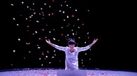 Kỳ 1 - Đời thực phía sau những phiên livestream