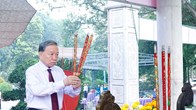 Tổng Bí thư, Chủ tịch nước Tô Lâm dâng hương tưởng niệm các Anh hùng liệt sĩ tại Tây Ninh