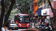 Hà Nội: Đề xuất mở rộng phạm vi hạn chế xe ô tô trên 16 chỗ tại phường Hoàn Kiếm