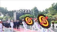Lãnh đạo Đảng, Nhà nước dâng hương tưởng niệm các Anh hùng liệt sĩ