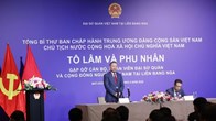 Tổng Bí thư, Chủ tịch nước Tô Lâm gặp gỡ cán bộ, nhân viên Đại sứ quán và cộng đồng người Việt Nam tại Liên bang Nga