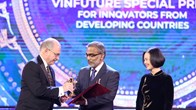 Nhà khoa học đứng sau công nghệ lọc nước giá rẻ: “Tôi thực sự ngưỡng mộ tầm nhìn của VinFuture”