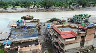 Nepal thiệt hại nặng nề sau lũ quét