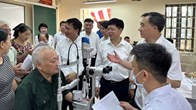 Bắc Ninh: Hội Thầy thuốc trẻ Việt Nam khám bệnh, cấp thuốc tặng quà tri ân người có công