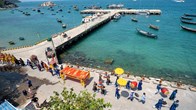 “Chạm” văn hóa biển đảo qua lễ hội cầu ngư Cù Lao Chàm