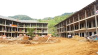Tăng tốc hoàn thành 6 trường nội trú vùng biên trước khai giảng