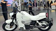 Mẫu xe máy điện chạy tới 500 km mới phải sạc, tích hợp ADAS như ô tô
