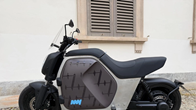 Xe máy điện mới ra mắt: Cốp to hơn gấp 3 lần Honda Lead, chạy 140km/sạc