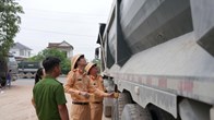 Quảng Trị: Siết chặt kiểm tra phương tiện tải trọng lớn