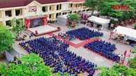 Hai trường cách nhau chưa đầy 1km, học sinh vẫn phải đi hơn 10km đến lớp
